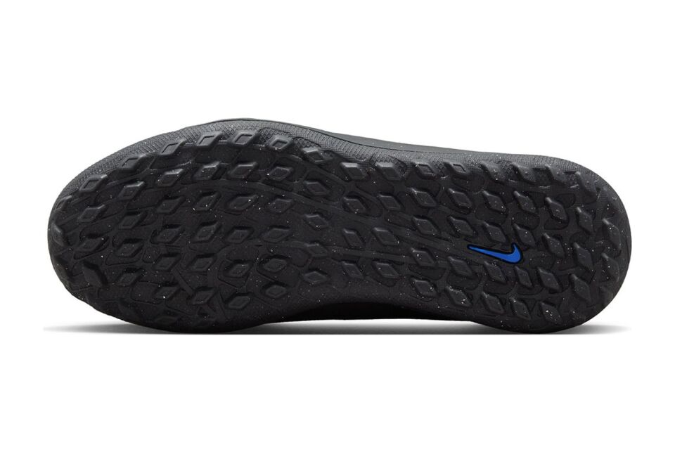 Nike Jr Phantom Gx Iı Club Tf Çocuk Siyah Halı Saha Ayakkabısı Fj2604-001 38
