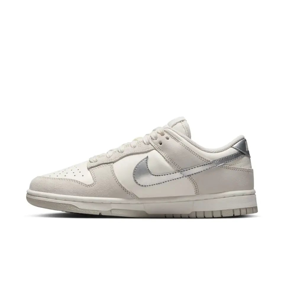 Dunk Low 'Silver Swoosh' Kadın Sneaker Ayakkabı II7651-133