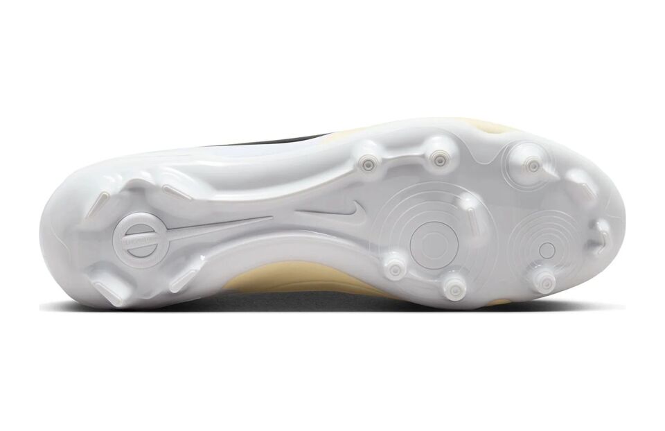 Nike Nıke Legend 10 Club Fg/mg Erkek Krampon Dv4344 Dv4344 700 Çok Renkli 42.5