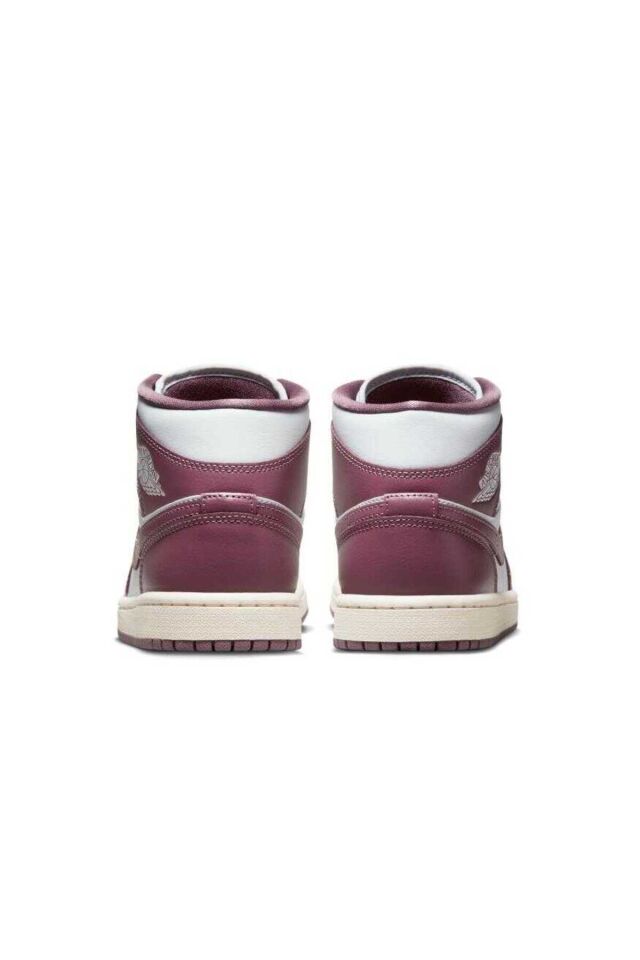 Air Jordan 1 Mid Basketbol Ayakkabısı 40,5