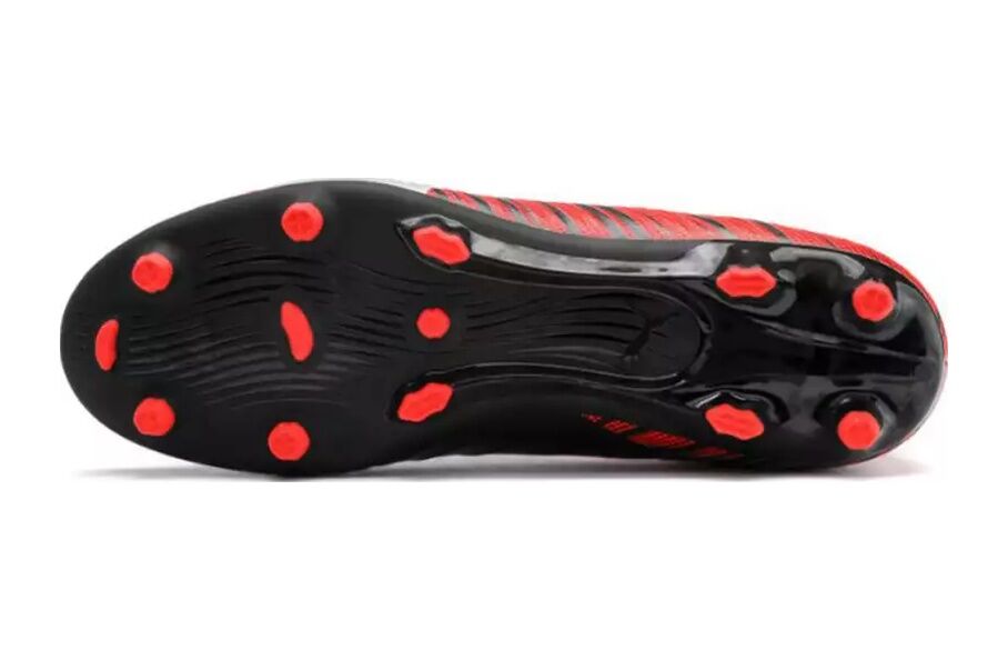 Puma One 5.4 Ag Futbol Kramponu 105605-01 Kırmızı 43