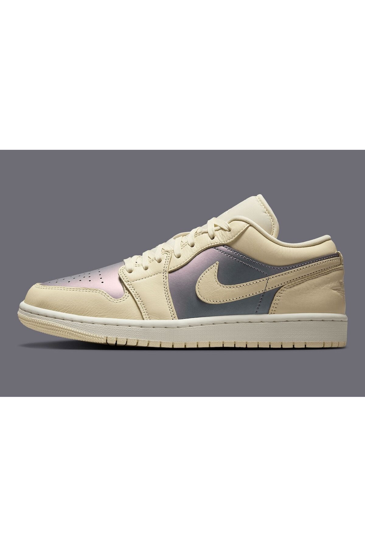 Jordan Air 1 Low SE kadın sneaker | IH4110-104 | TanemSport Bej - 38,5