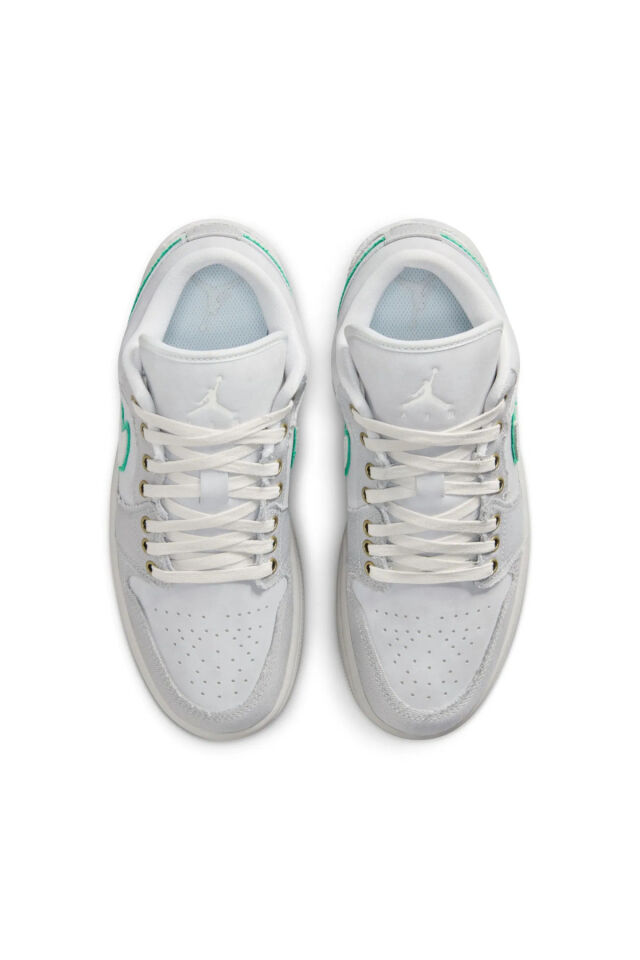 Air Jordan 1 Low SE Kadın Basketbol Ayakkabısı Beyaz - 40,5