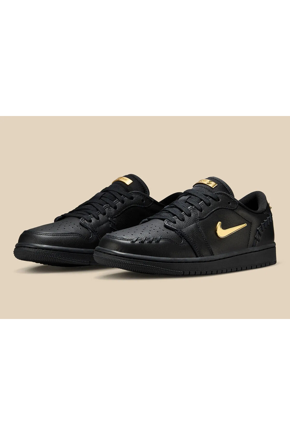 Air Jordan 1 Low Siyah - 38